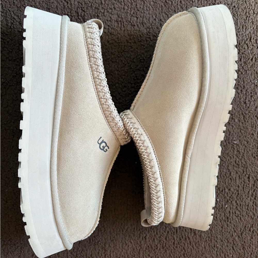 UGG Women's Cream Platform Shoes